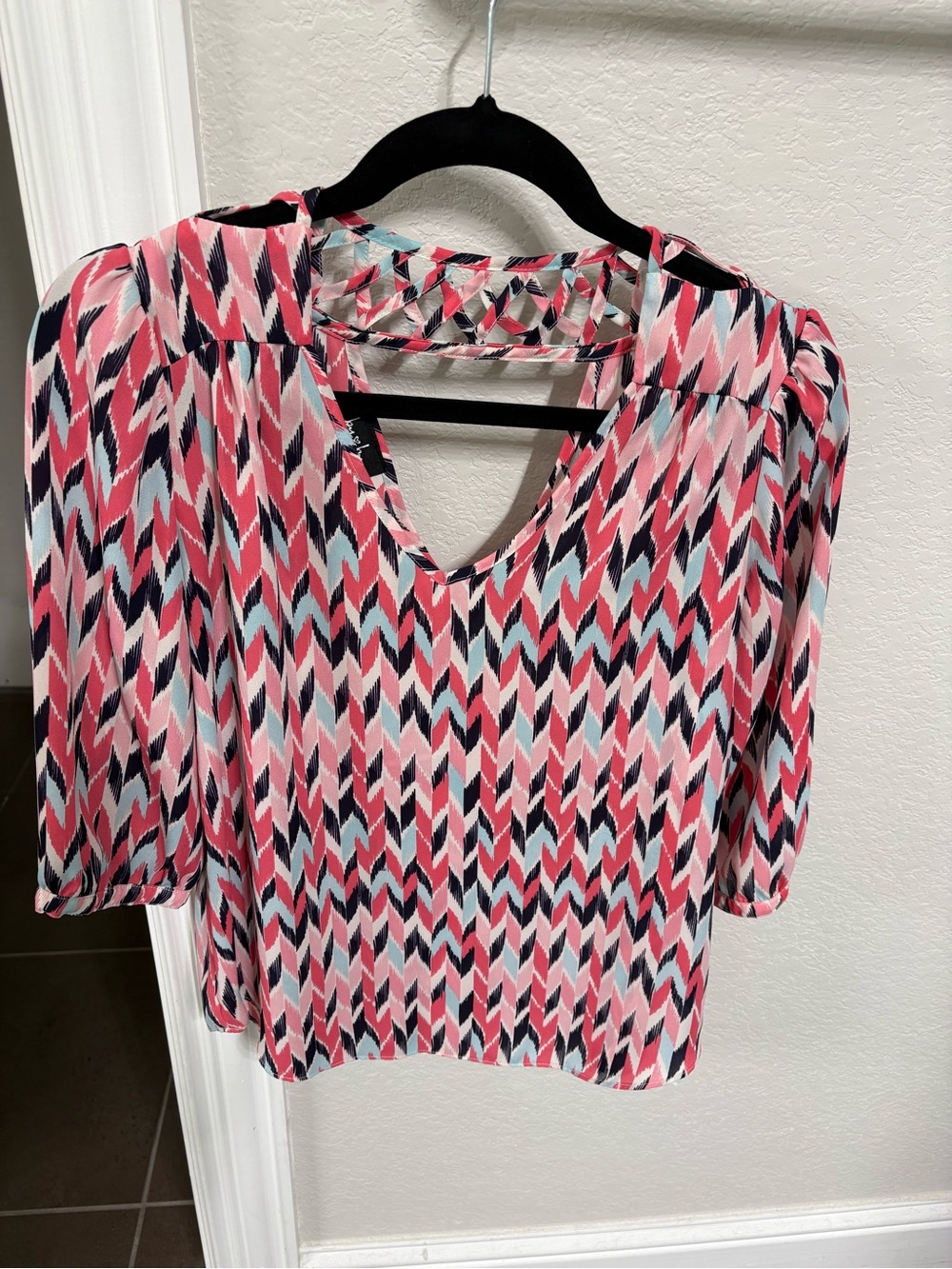 by & by Pink Multi-Color Patterned V-Neck Blouse